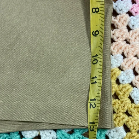 New NWT Joe B Benbasset High Waist Tan Khaki Women's Shorts Size 13 Stretch - Picture 4 of 10